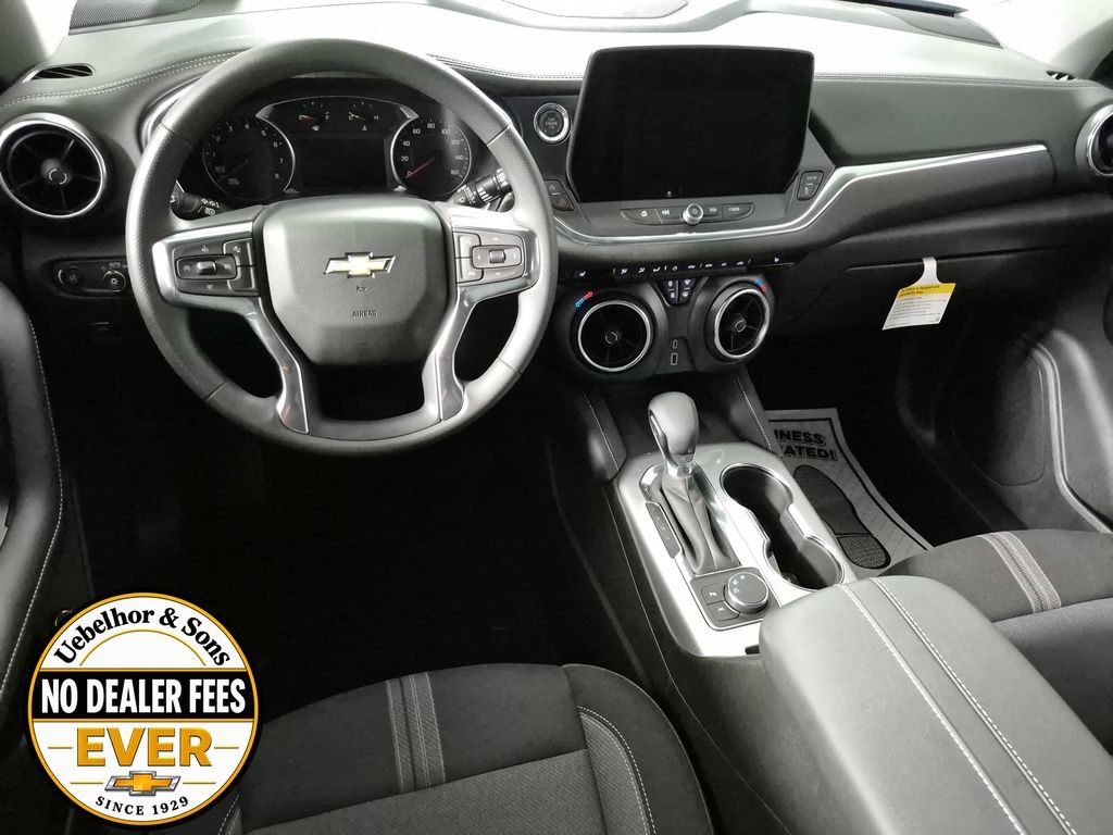 New 2026 Chevrolet Blazer LT w/ Convenience Package FWD image 10