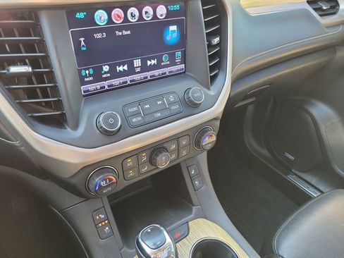 Used 2017 GMC Acadia Denali FWD image 22