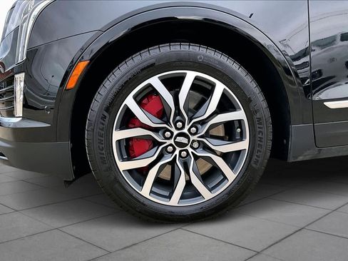 Used 2022 Cadillac XT5 Sportv w/ Platinum Package image 10