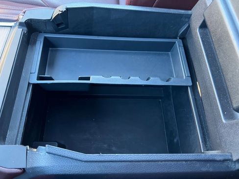 Used 2023 Ford Expedition Max Limited image 23