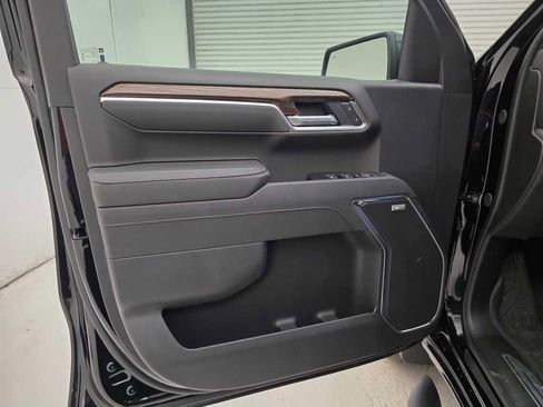 New 2025 Chevrolet Silverado 1500 RST w/ Convenience Package II image 36