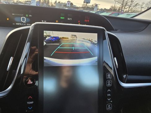 Certified 2021 Toyota Prius Prime XLE image 26