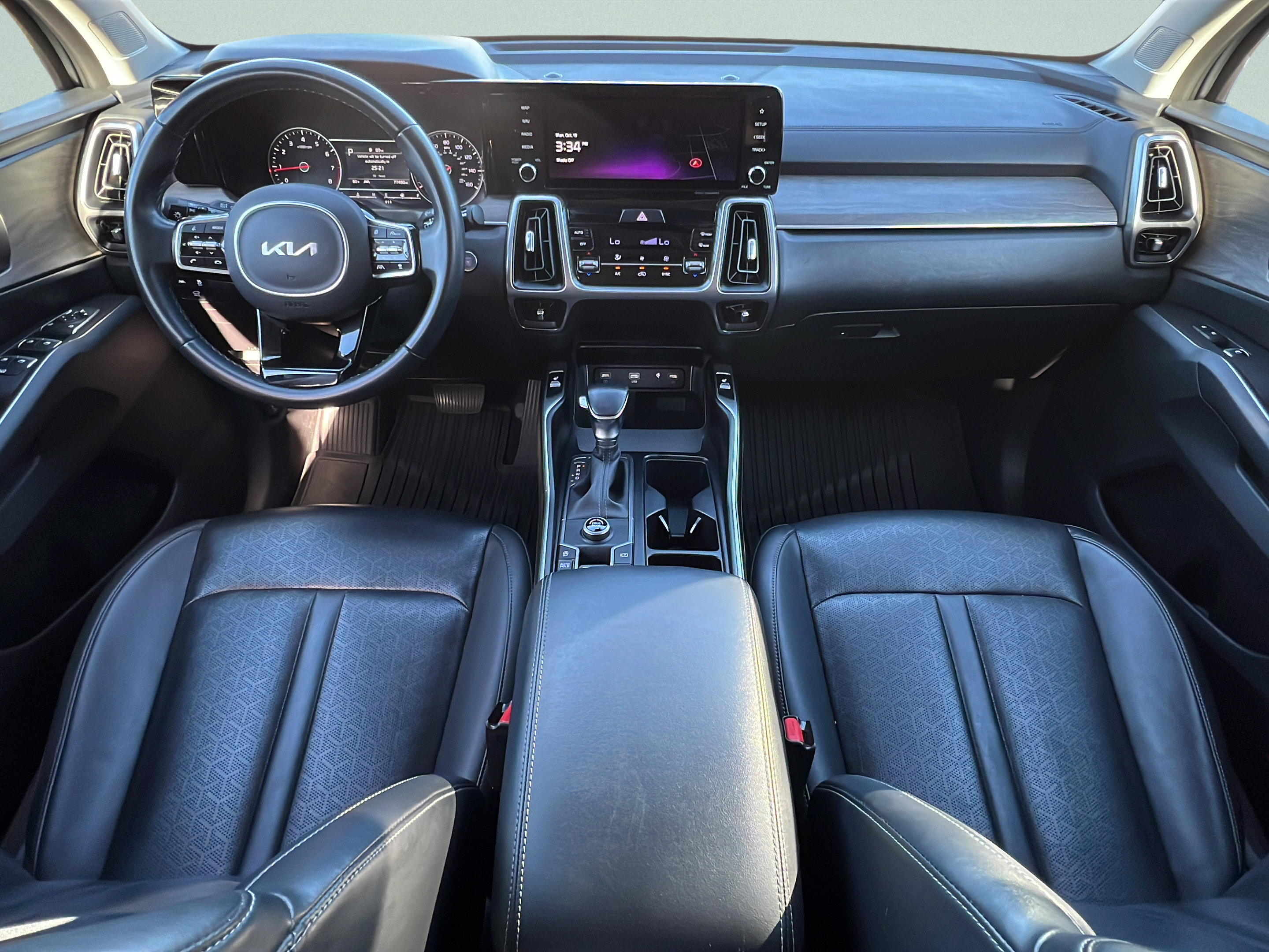 Certified 2023 Kia Sorento EX FWD image 11