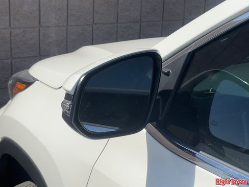 Used 2019 Toyota Highlander Limited image 9