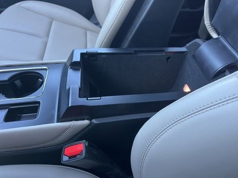 Used 2025 Lincoln Corsair Grand Touring w/ Equipment Group 301A image 40