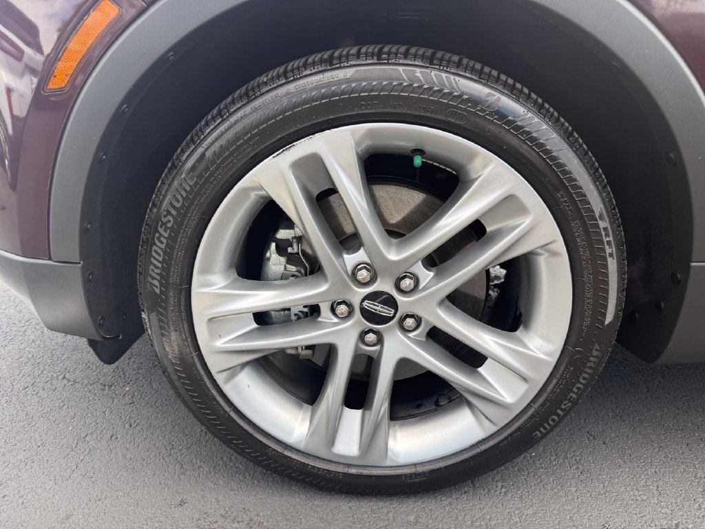 Used 2019 Lincoln MKC Reserve w/ MKC Climate Package AWD/4WD image 11