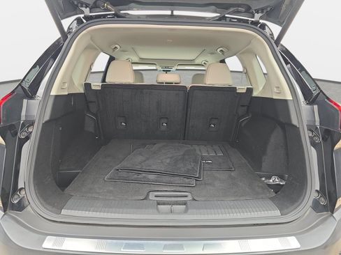 Used 2023 Nissan Rogue SV w/ SV Premium B Package FWD image 27