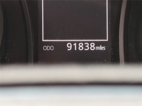 Used 2019 Toyota Camry SE image 26