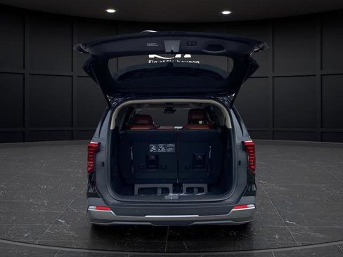 New 2026 Kia Carnival SX Prestige image 16