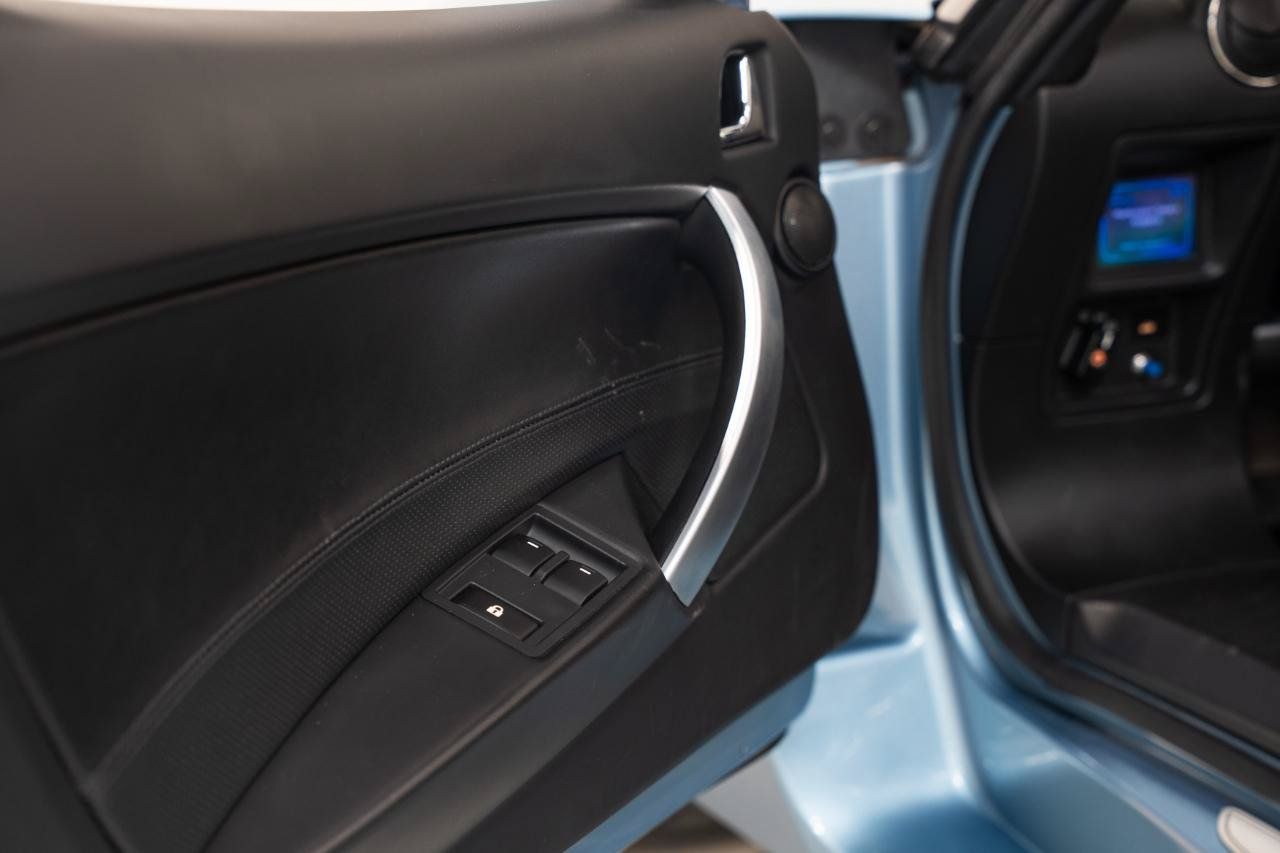 Used 2008 Tesla Roadster RWD image 42