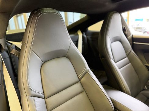 Used 2022 Porsche 911 Turbo image 53