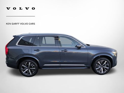 New 2026 Volvo XC90 B5 Core image 2