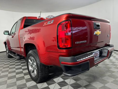 Used 2015 Chevrolet Colorado Z71 AWD/4WD image 22