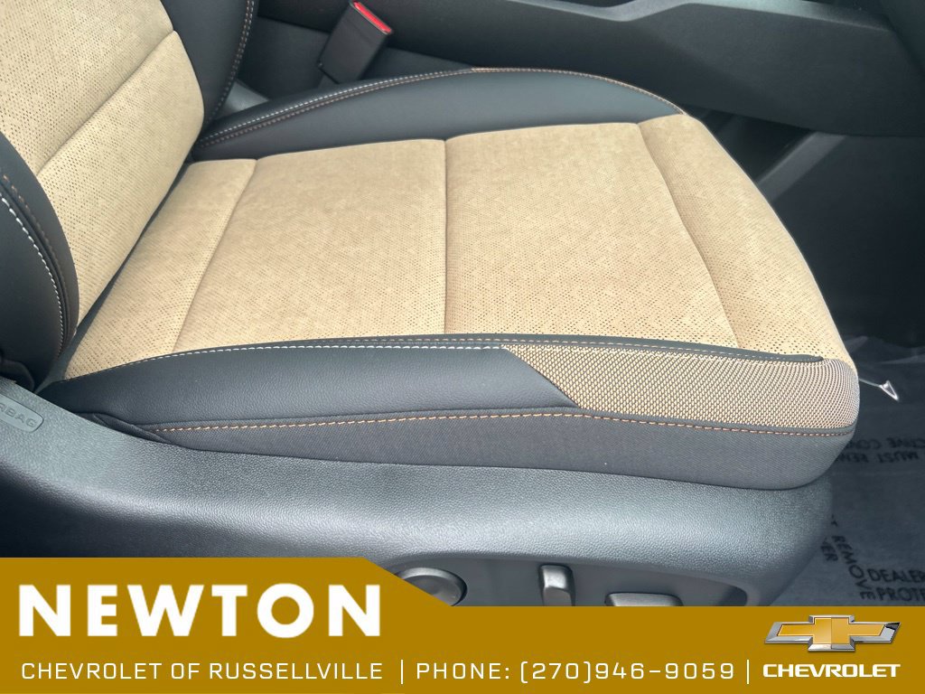 New 2027 Chevrolet Equinox ACTIV w/ Convenience Package III FWD image 24