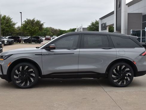 New 2026 Lincoln Nautilus Reserve w/ Jet Appearance Package AWD/4WD image 18