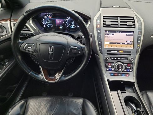 Used 2019 Lincoln MKZ Reserve image 22