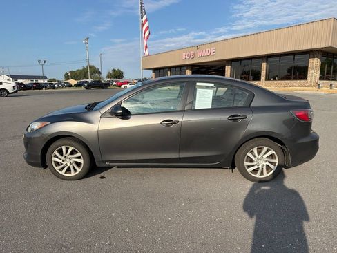 Used 2012 MAZDA MAZDA3 i Touring FWD image 2