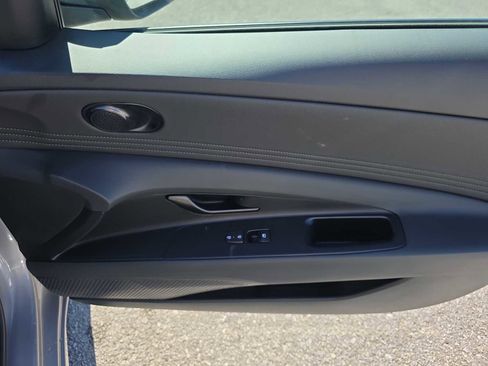 New 2025 Hyundai Elantra SEL image 23