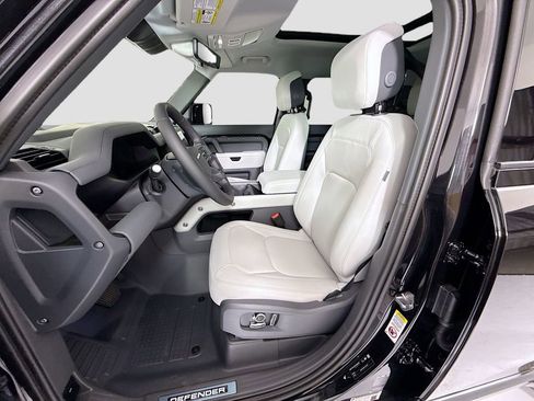 New 2026 Land Rover Defender 130 X-Dynamic SE AWD/4WD image 20