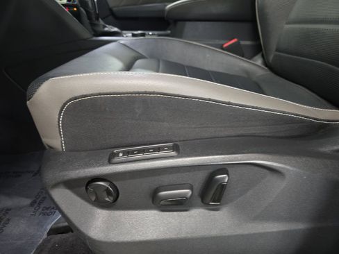 Used 2021 Volkswagen Atlas Cross Sport SEL Premium R-Line image 28