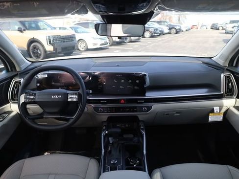 New 2026 Kia Sorento S w/ S Panoramic Sunroof Package image 11