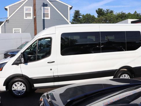 Used 2026 Ford Transit 350 XLT RWD image 2