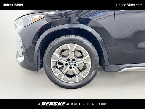 Used 2023 BMW X1 xDrive28i w/ Premium Package AWD/4WD image 2