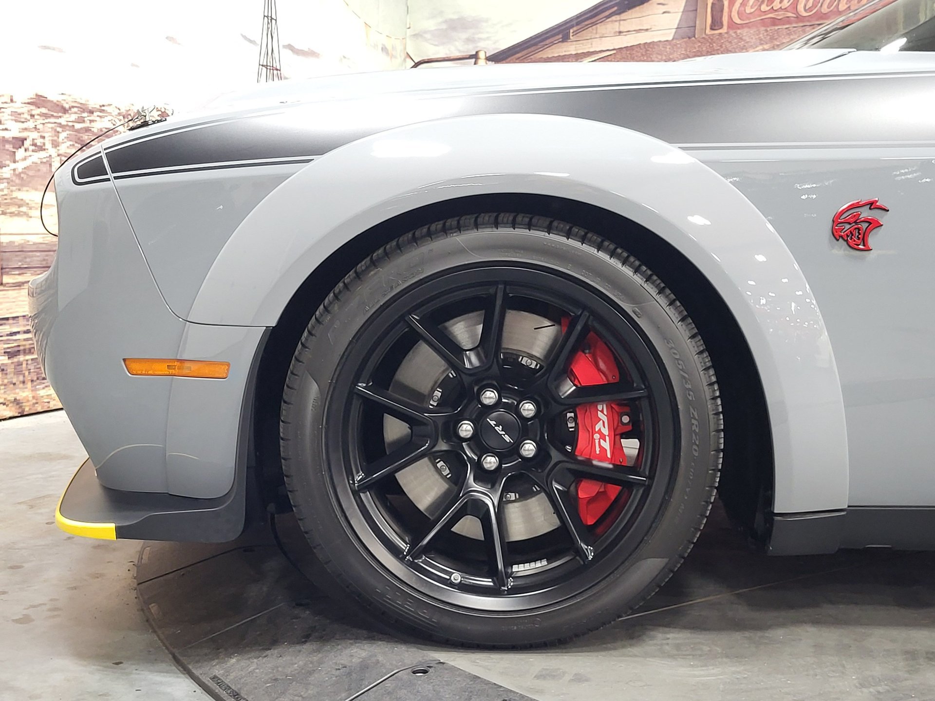 Used 2022 Dodge Challenger SRT Hellcat RWD image 5
