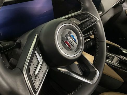 Used 2024 Buick Envision Preferred image 21