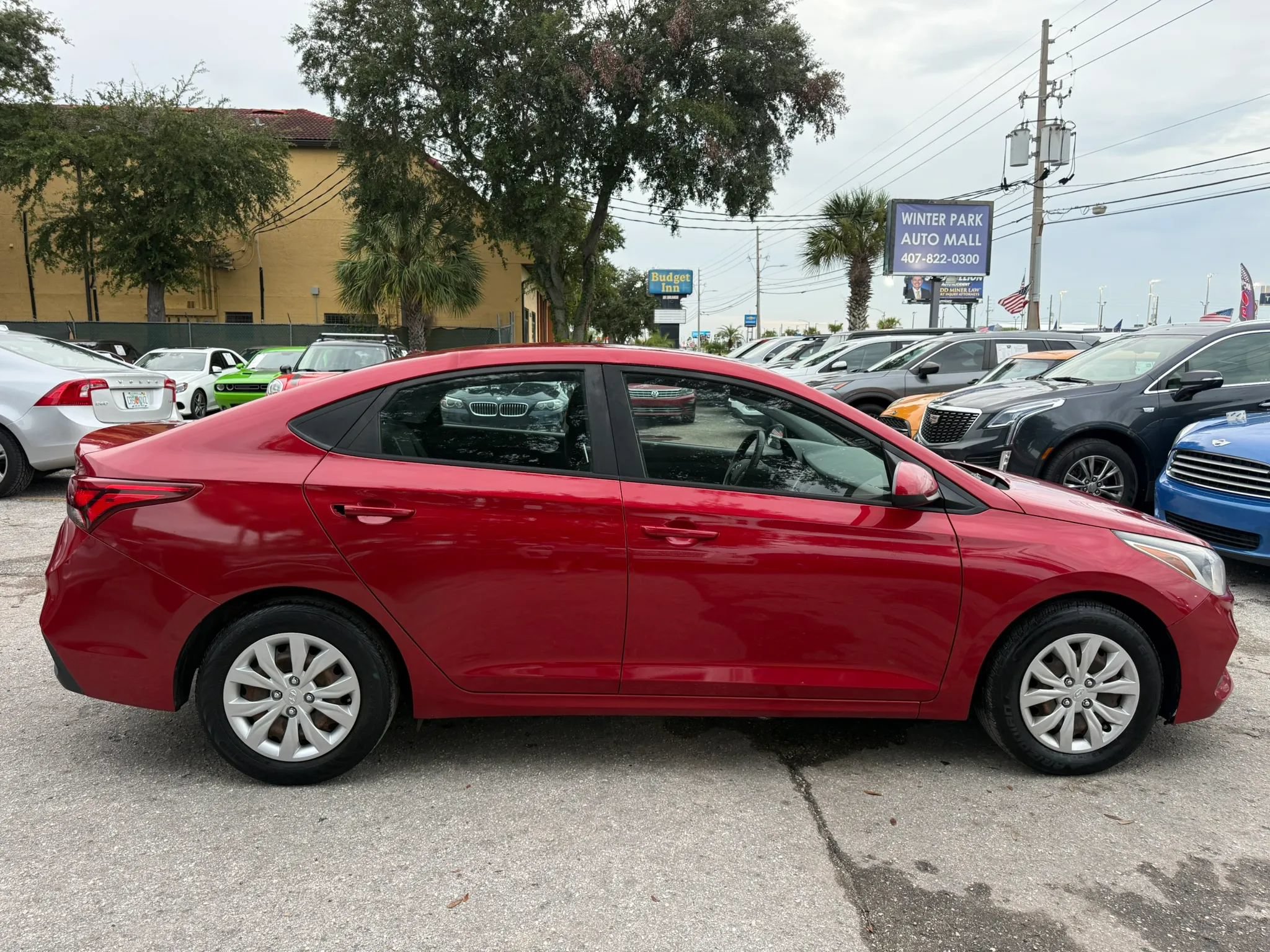 Used 2020 Hyundai Accent SE FWD image 4