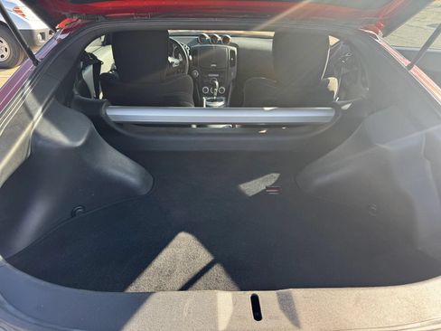 Used 2013 Nissan 370Z Coupe RWD image 8