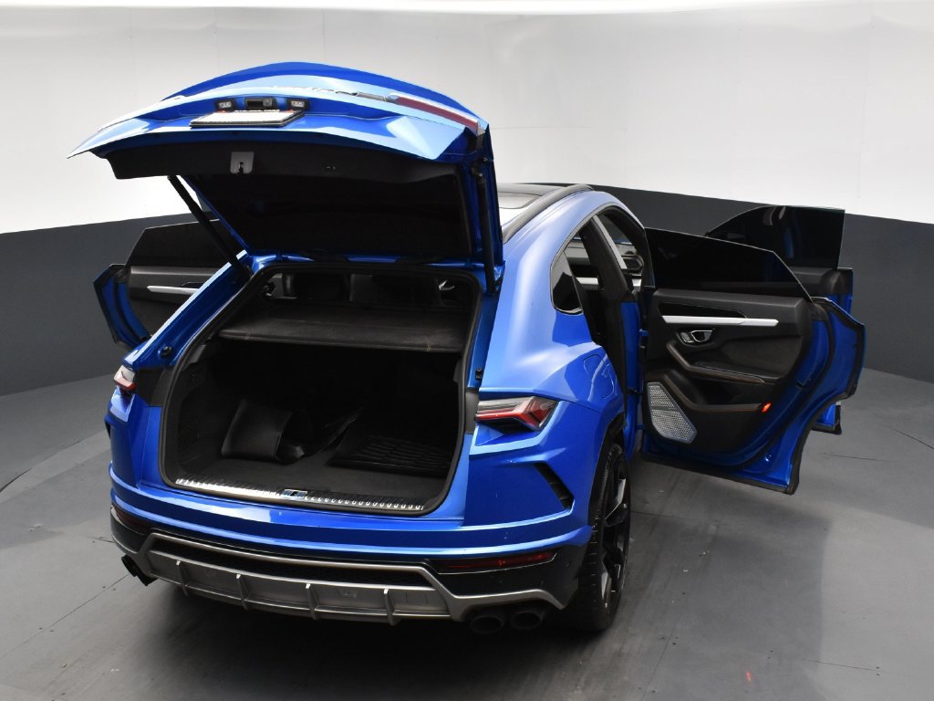 Used 2020 Lamborghini Urus AWD/4WD image 24