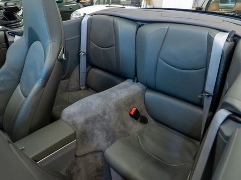 Used 2010 Porsche 911 Turbo image 14