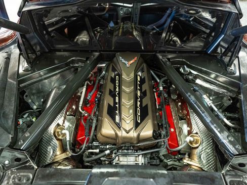 Used 2022 Chevrolet Corvette Stingray Coupe w/ 1LT image 16