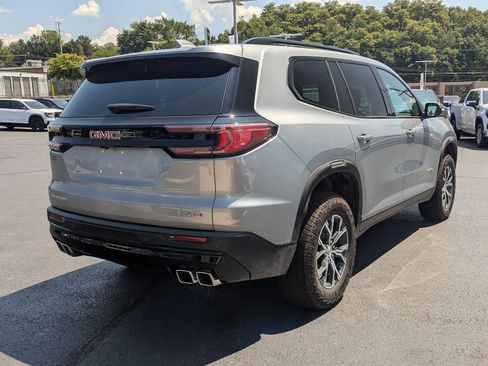 New 2026 GMC Acadia AT4 w/ LPO, Floor Liner Package AWD/4WD image 4
