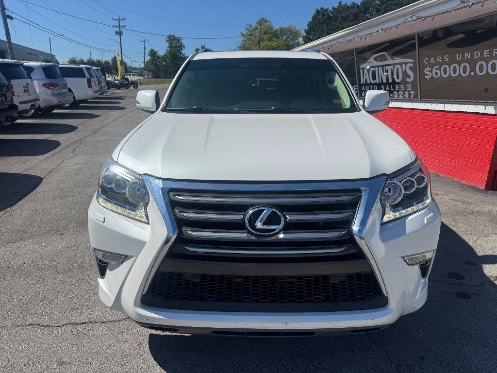 Used 2017 Lexus GX 460 Premium w/ Premium Package AWD/4WD image 2