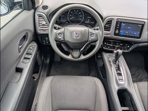 Used 2022 Honda HR-V EX image 8