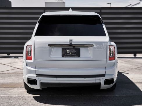 Used 2024 Rolls-Royce Cullinan Black Badge w/ Dark Exterior Package image 16