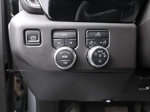 Used 2025 GMC Sierra 1500 Elevation AWD/4WD image 15