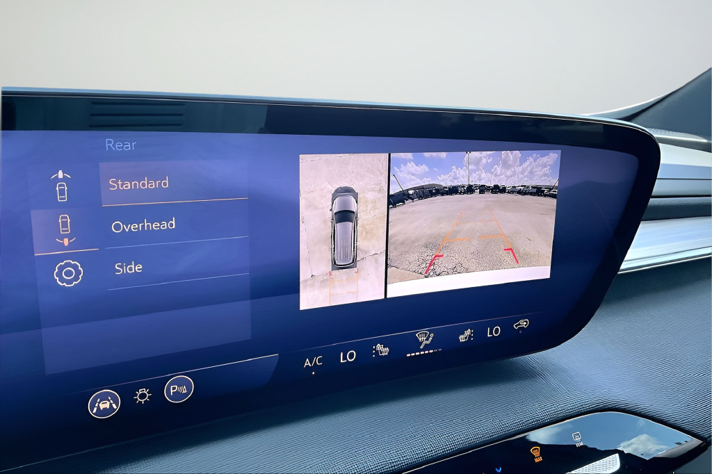 Used 2025 Buick Enclave Preferred FWD image 13