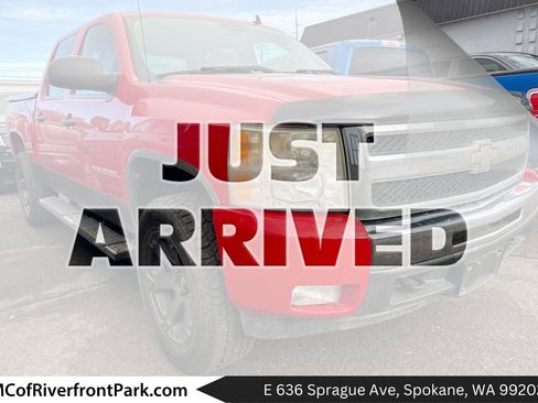 Used 2010 Chevrolet Silverado 1500 LT w/ Max Trailering Pack image 1
