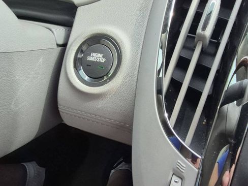 Used 2012 Buick LaCrosse Premium FWD image 13