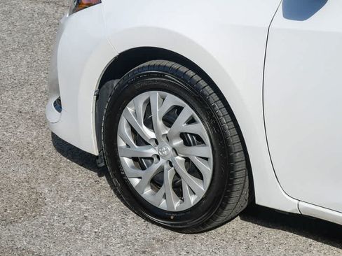 Used 2017 Toyota Corolla LE FWD image 10