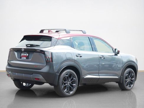 New 2025 Nissan Kicks SR image 2