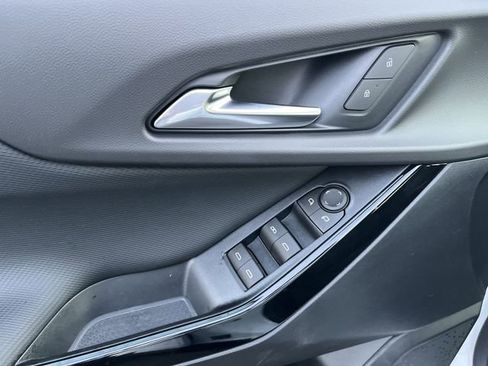 New 2026 Chevrolet Equinox LT w/ Safety and Technology Package image 16