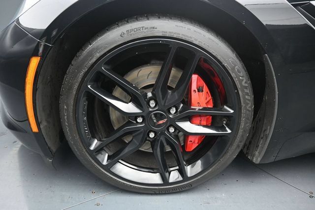 Used 2016 Chevrolet Corvette Stingray Coupe w/ 2LT Preferred Equipment Group RWD image 11