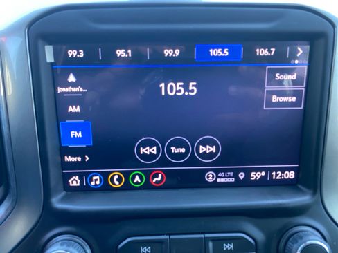 Used 2022 Chevrolet Silverado 2500 LTZ w/ LTZ Premium Package image 16