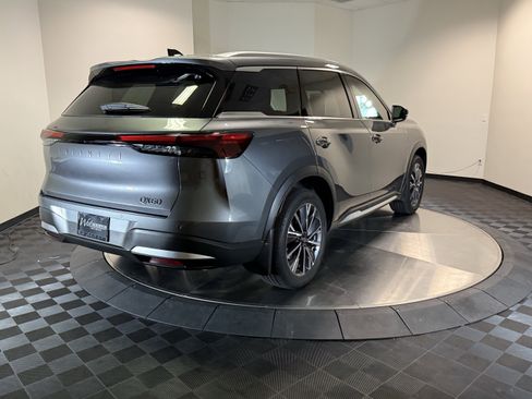 Certified 2026 INFINITI QX60 Luxe w/ Cargo Package FWD image 7