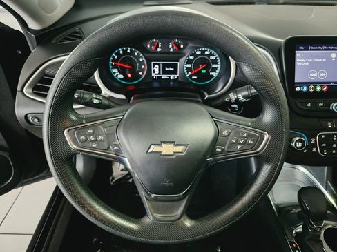 Certified 2025 Chevrolet Malibu LT FWD image 31