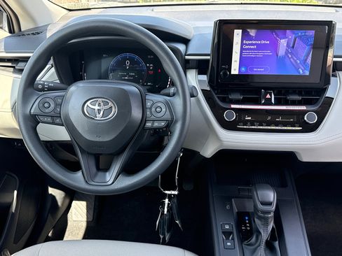 New 2026 Toyota Corolla Cross L image 19